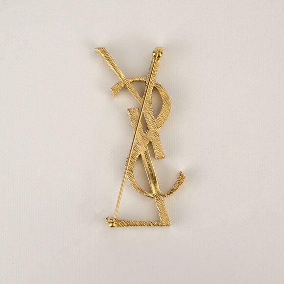 YSL Saint Laurent Opyum Textured Brooch, Gold-toned Brass - Picture 3 of 10